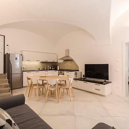 Cartoleria Suite: Spazioso, Moderno E Centrale โบโลญญา ภายนอก รูปภาพ