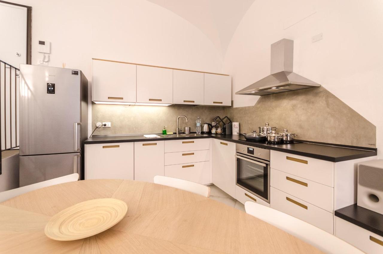 Cartoleria Suite: Spazioso, Moderno E Centrale โบโลญญา ภายนอก รูปภาพ