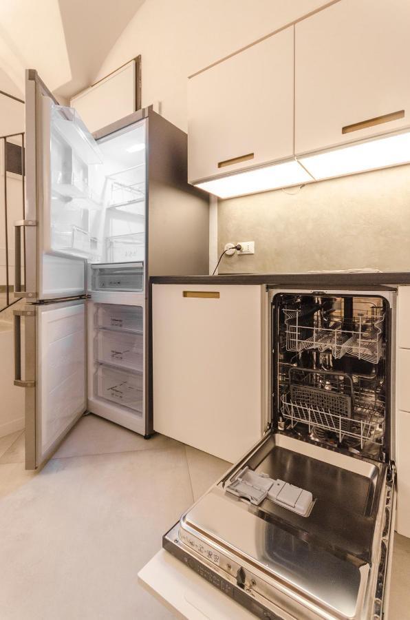 Cartoleria Suite: Spazioso, Moderno E Centrale โบโลญญา ภายนอก รูปภาพ